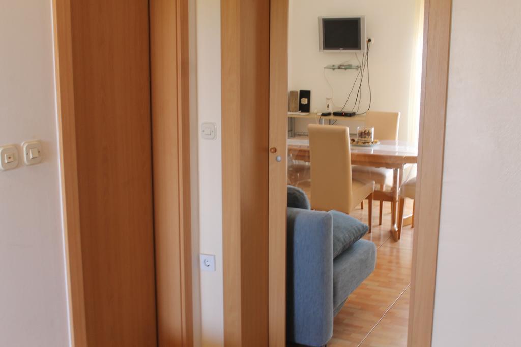 Apartments Roko Kolinda Bibinje Exterior foto